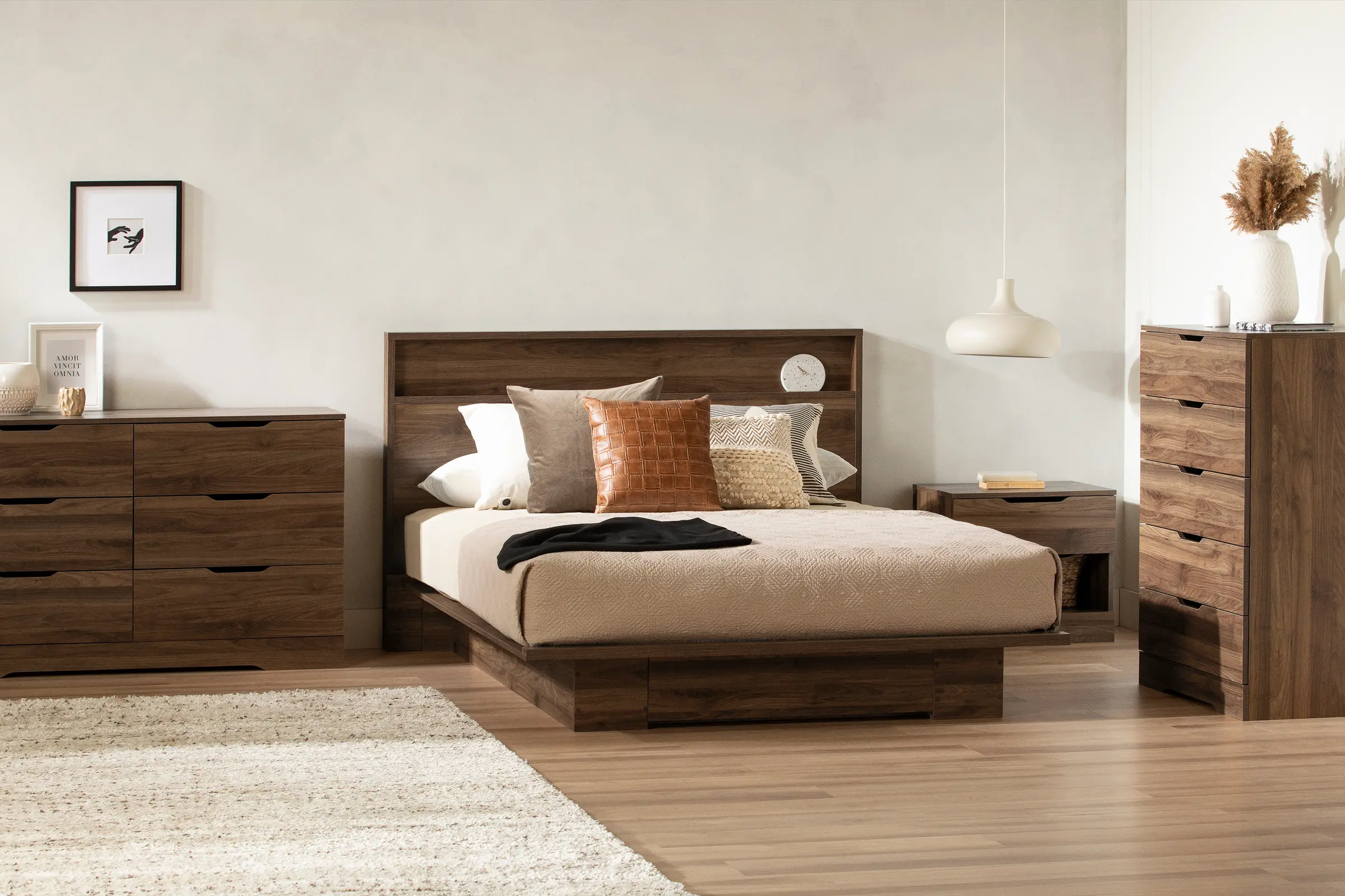 Holland Natural Walnut Full/Queen Platform Bed with Headboard