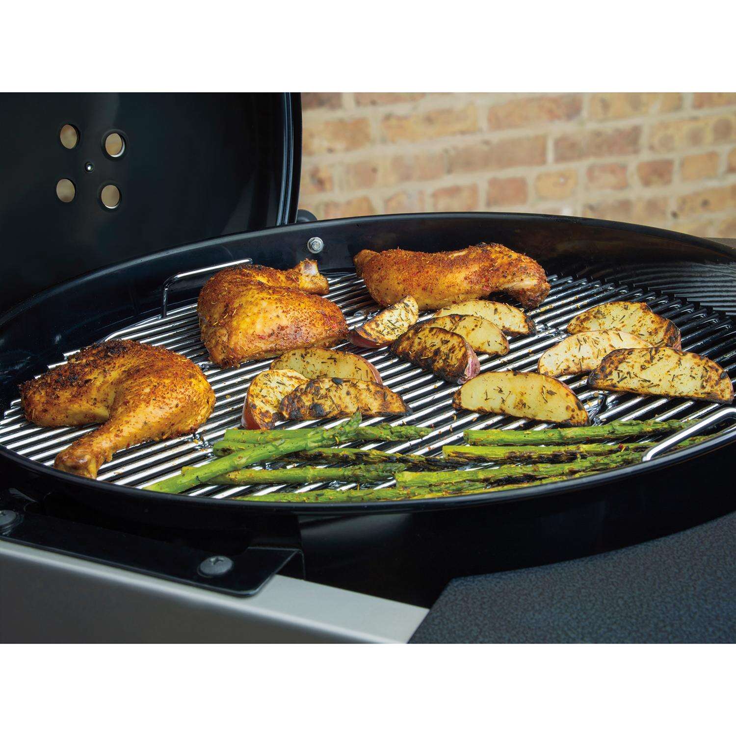 Weber 22 in. Performer Charcoal Grill Black