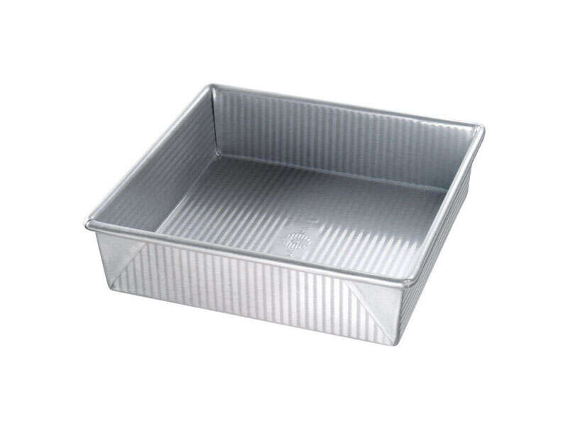 USA Pan 9.5 in. W X 9-1/2 in. L Cake Pan Silver 1 pk