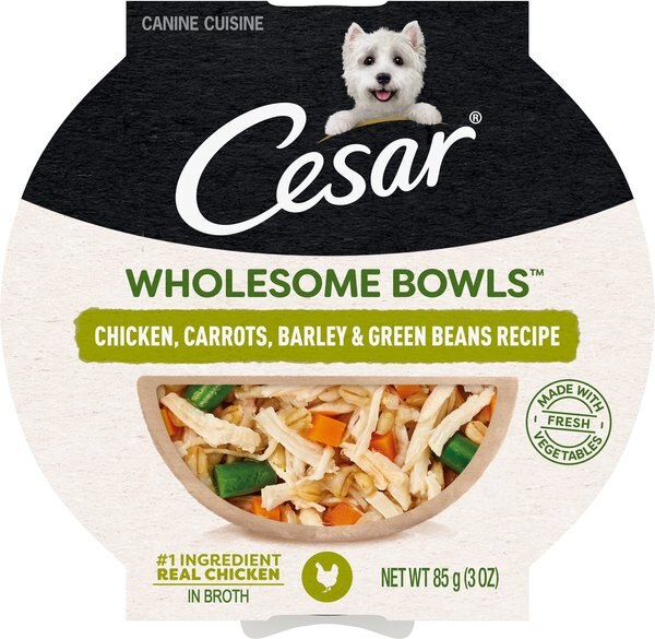 Cesar Wholesome Bowls Chicken， Carrots， Barley and Green Beans Recipe Wet Dog Food， 3-oz tray， case of 10