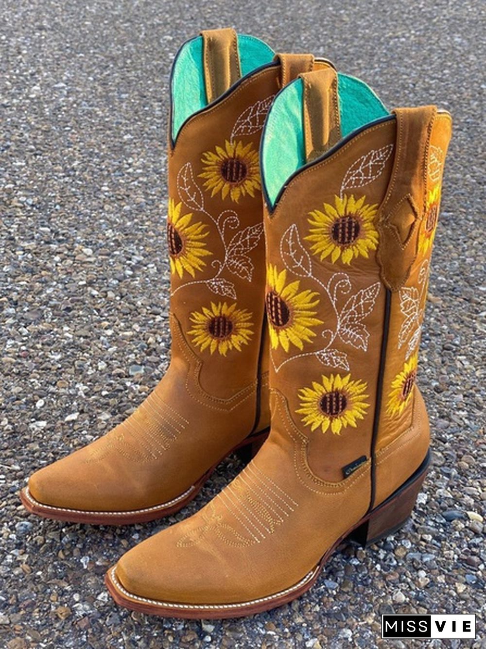 Women's Boot Sunflower Embroidery Cowboy Boots for Women Thick Heel Leather Boots Plus Size 35-43