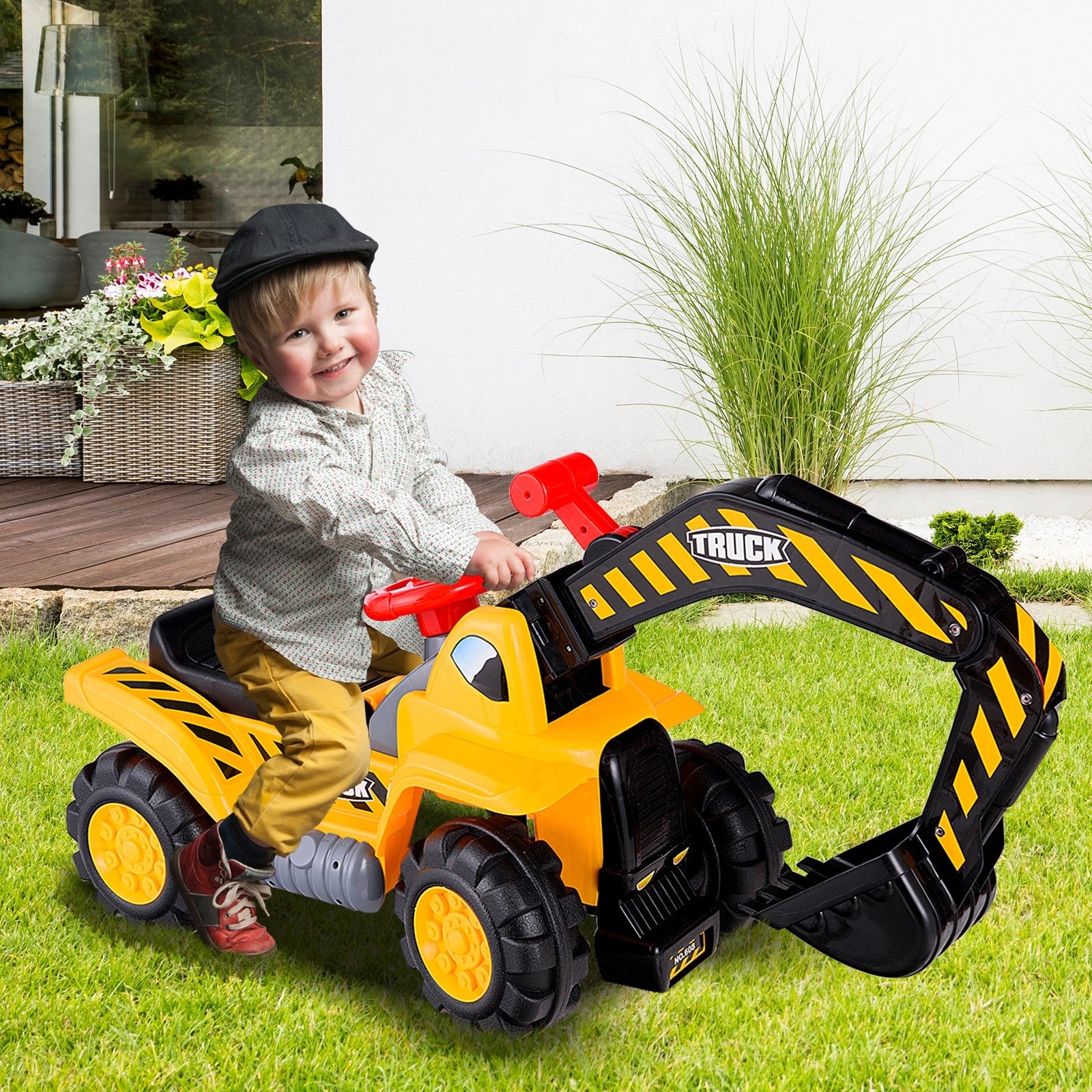 Kids Ride On Construction Excavator, Outdoor Digger Scooper Tractor Toy