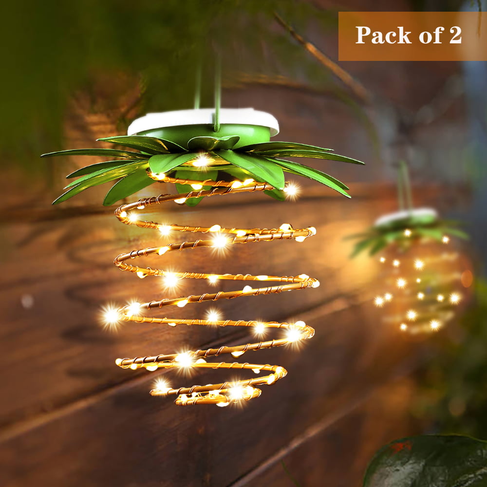 Pack of 2， Outdoor Solar Lantern Hanging Light Garden LED Lamp Yard Patio ， Super Bright Warm White