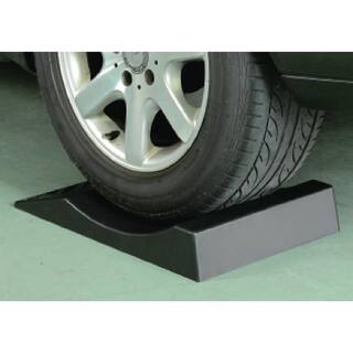 Plastic Park Right Flat-Free Tire Ramps (4-Pack) 37353