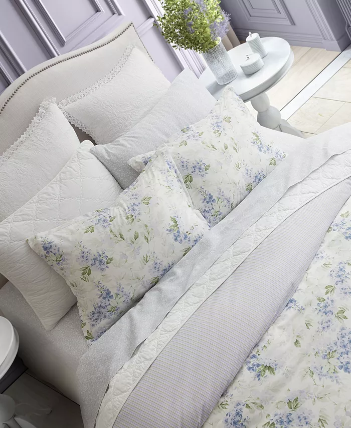 Laura Ashley Wisteria Faux Velour 2 Piece Duvet Cover Set， Twin