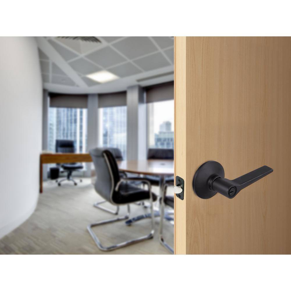 Defiant Freedom Matte Black Keyed Entry Door Lever 32LEX900B