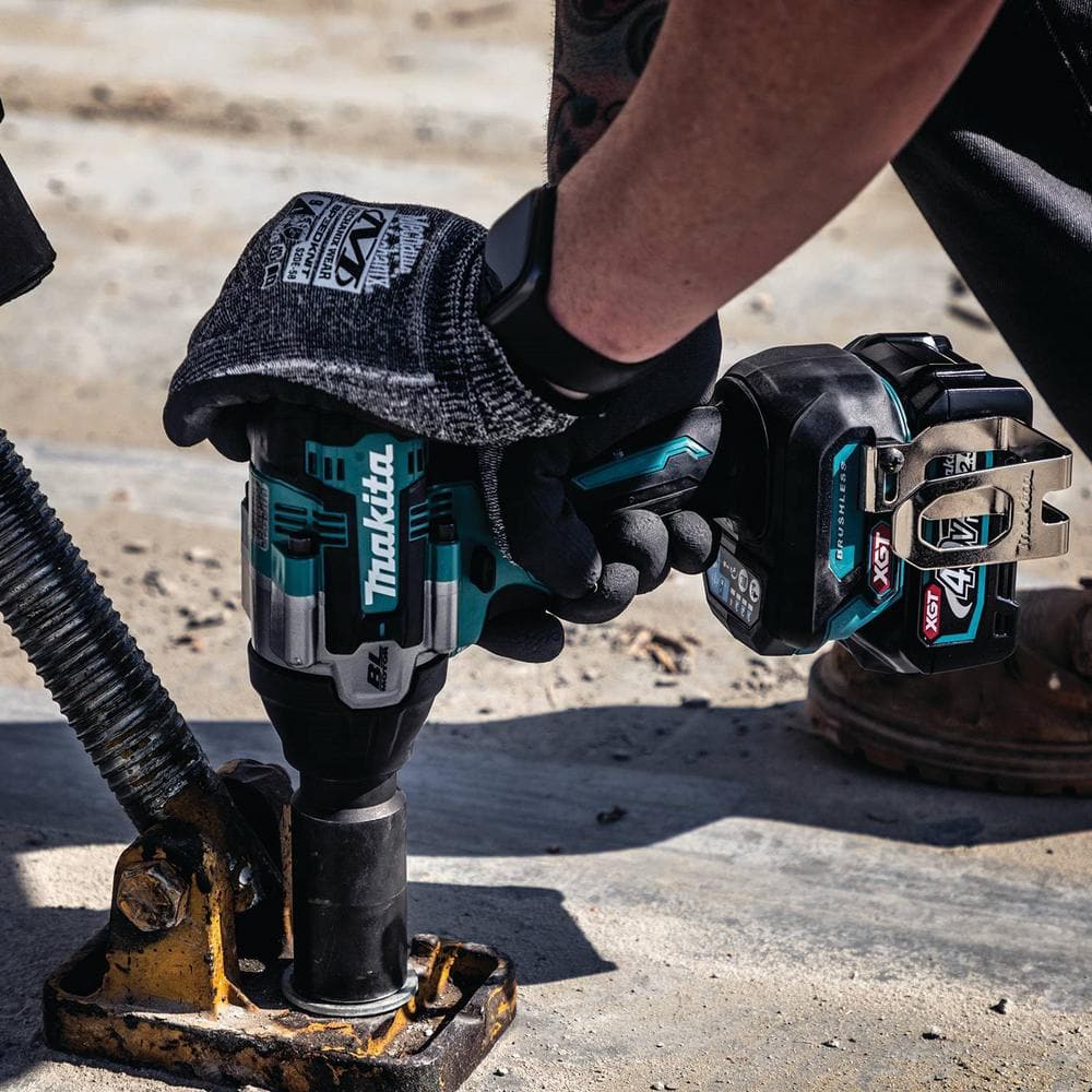 Makita 40V max XGT Brushless Cordless 4-Speed Mid-Torque 1/2 in. Impact Wrench Kit w/Detent Anvil, 2.5Ah GWT08D