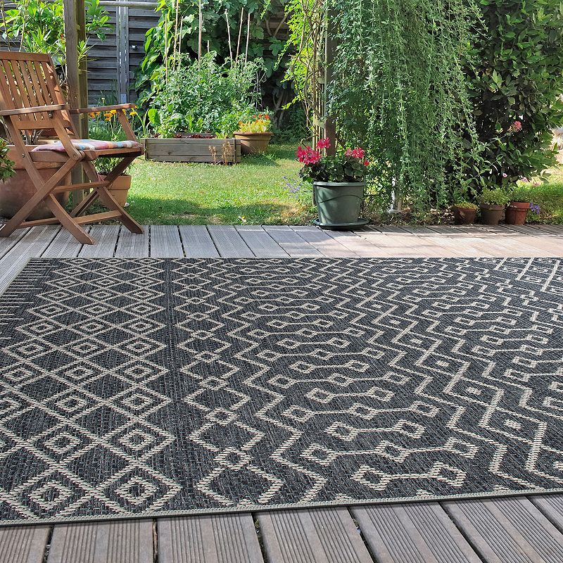 World Rug Gallery Trellis Bohemian Indoor Outdoor Area Rug