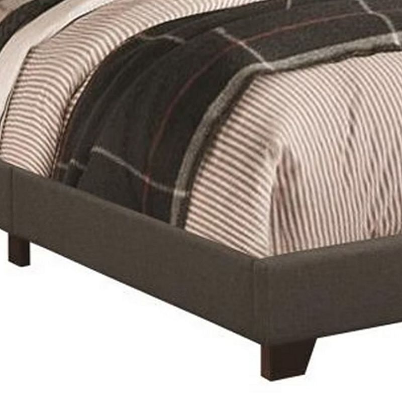 Fabric Upholstered Queen Size Platform Bed with Nail Head Trim， Charcoal Gray