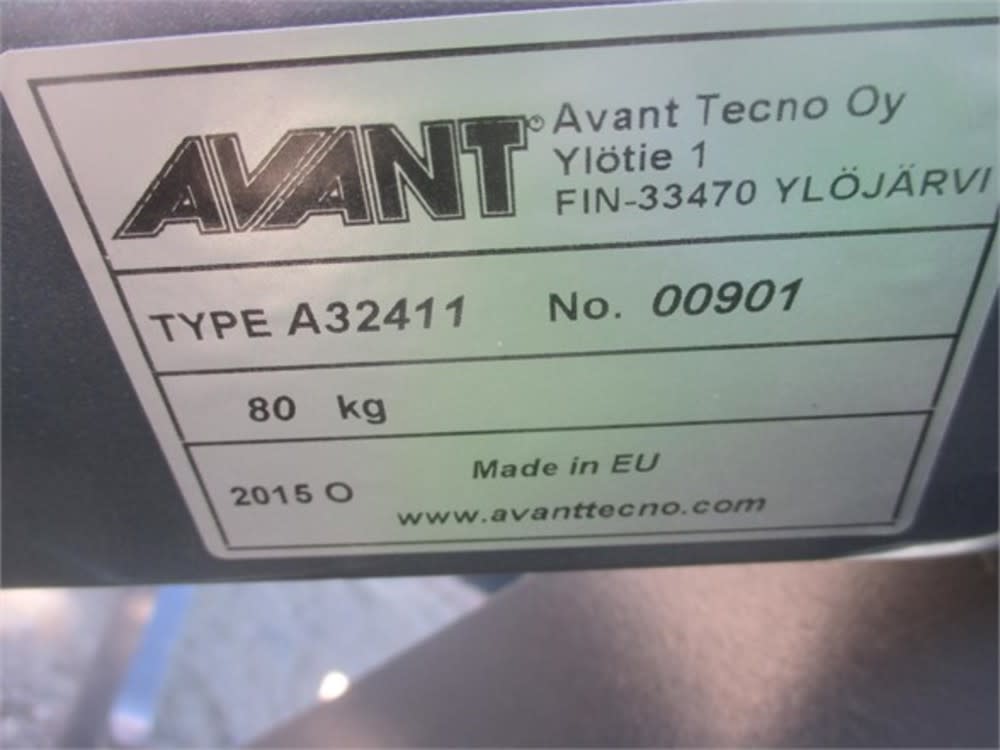 Avant 47.2 Wide Pull Behind Leveler ;