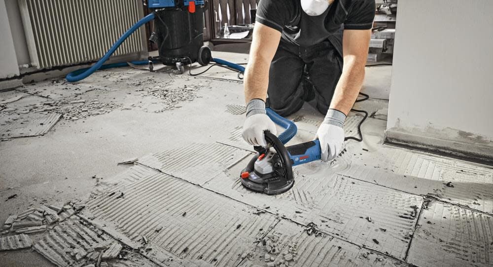 Bosch 5 In. Concrete Surfacing Grinder with Dedicated Dust-Collection Shroud CSG15 from Bosch