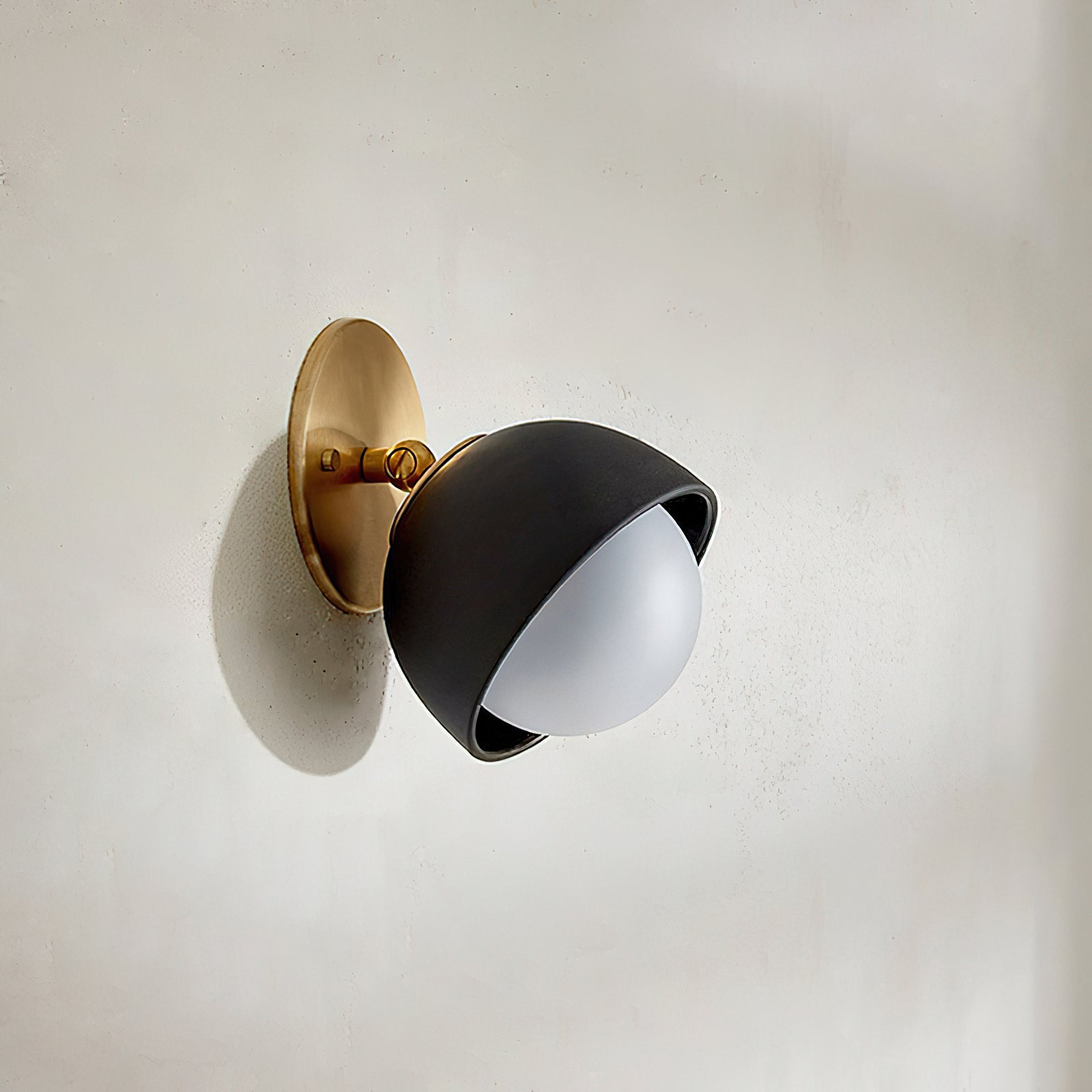 Tranquil Travertine Wall Light