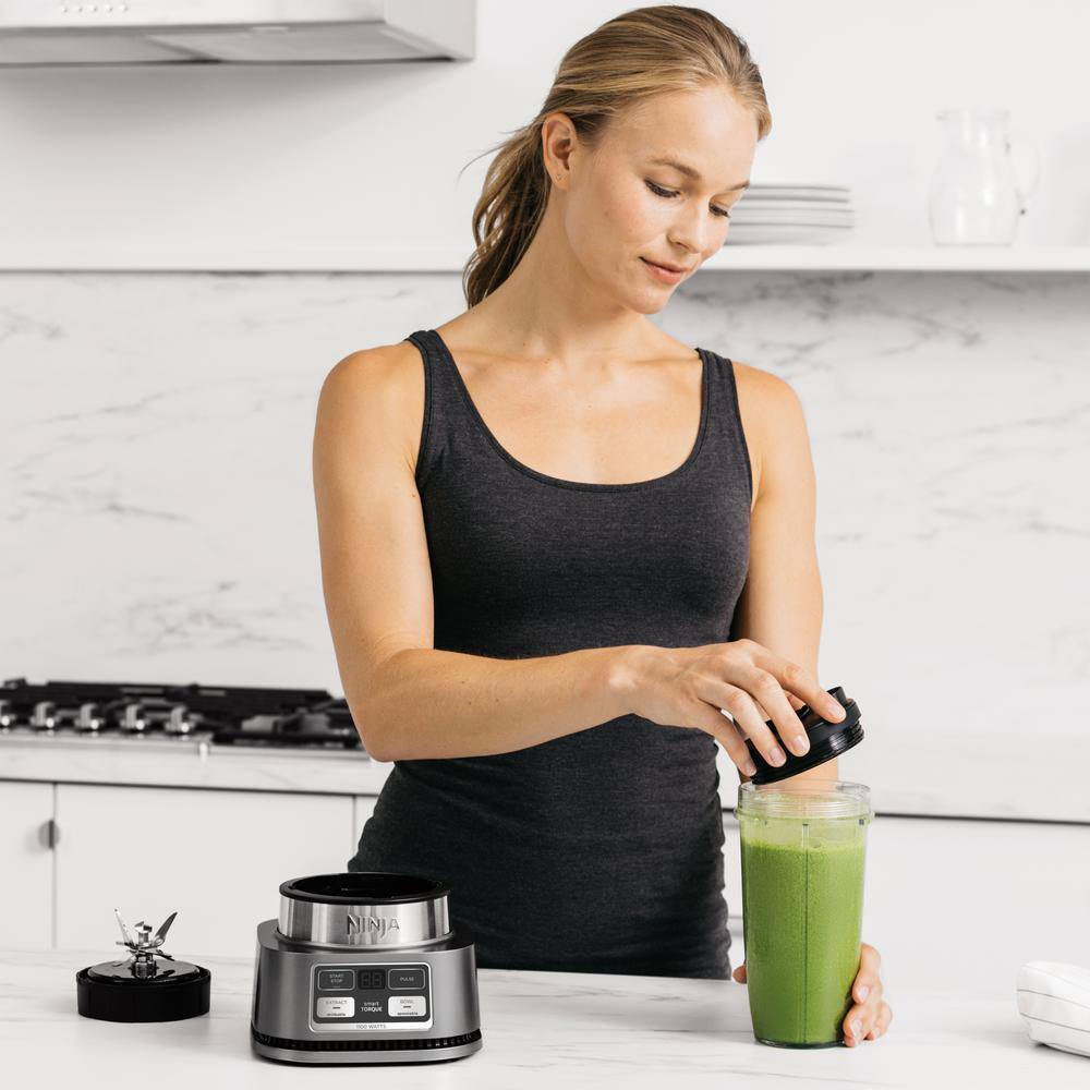 NINJA Foodi Smoothie Bowl Maker 24 oz. Blender 2 Speeds Stainless Steel Auto iQ (SS100) SS100