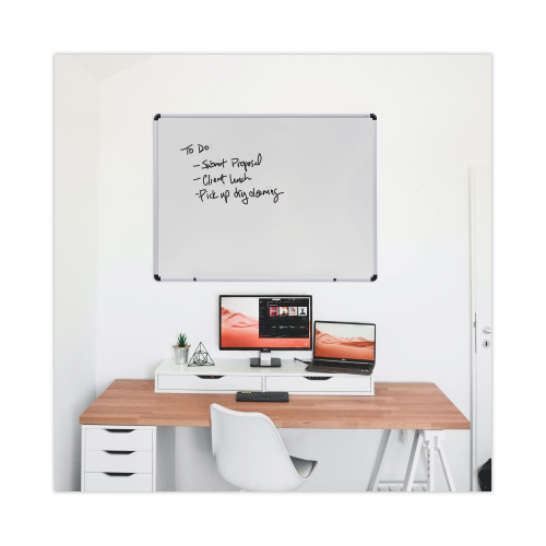 Universal Dry Erase Board， Melamine， 48 x 36， White， Black/Gray Aluminum/Plastic Frame (43724)