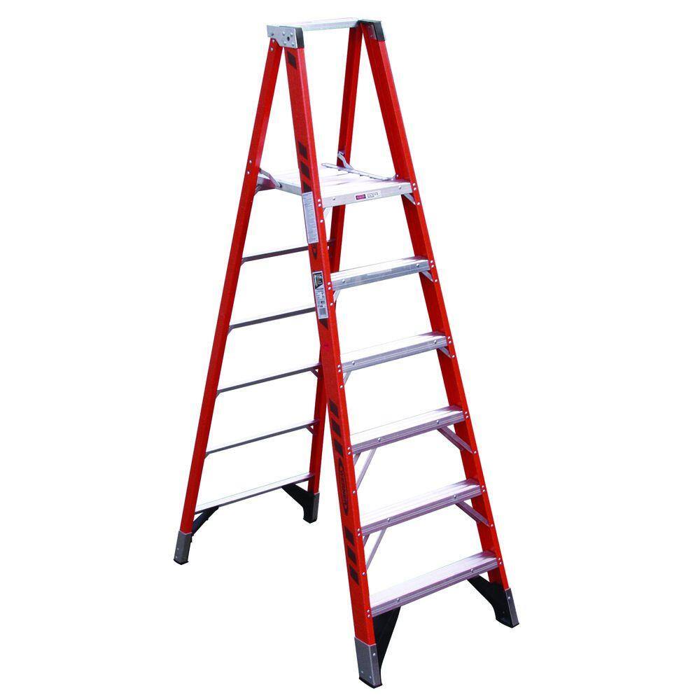 Werner 14 ft. Reach Fiberglass Platform Step Ladder with 375 lb. Load Capacity Type IAA Duty Rating P7408