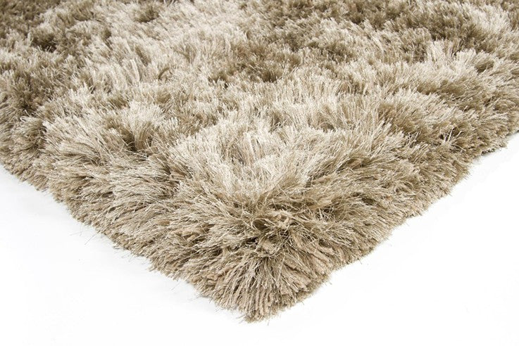 Celecot Collection Hand-Woven Area Rug