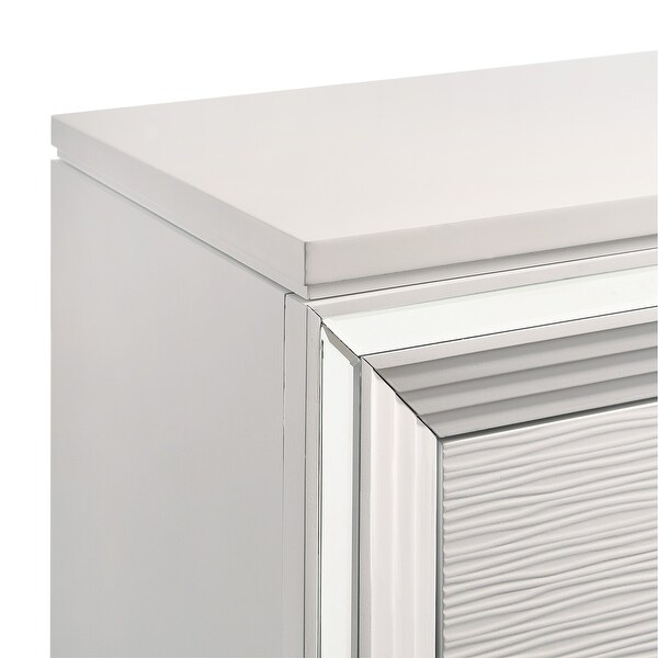 Picket House Furnishings Charlotte 5-Drawer Flip-Top Chest in White - - 35533533