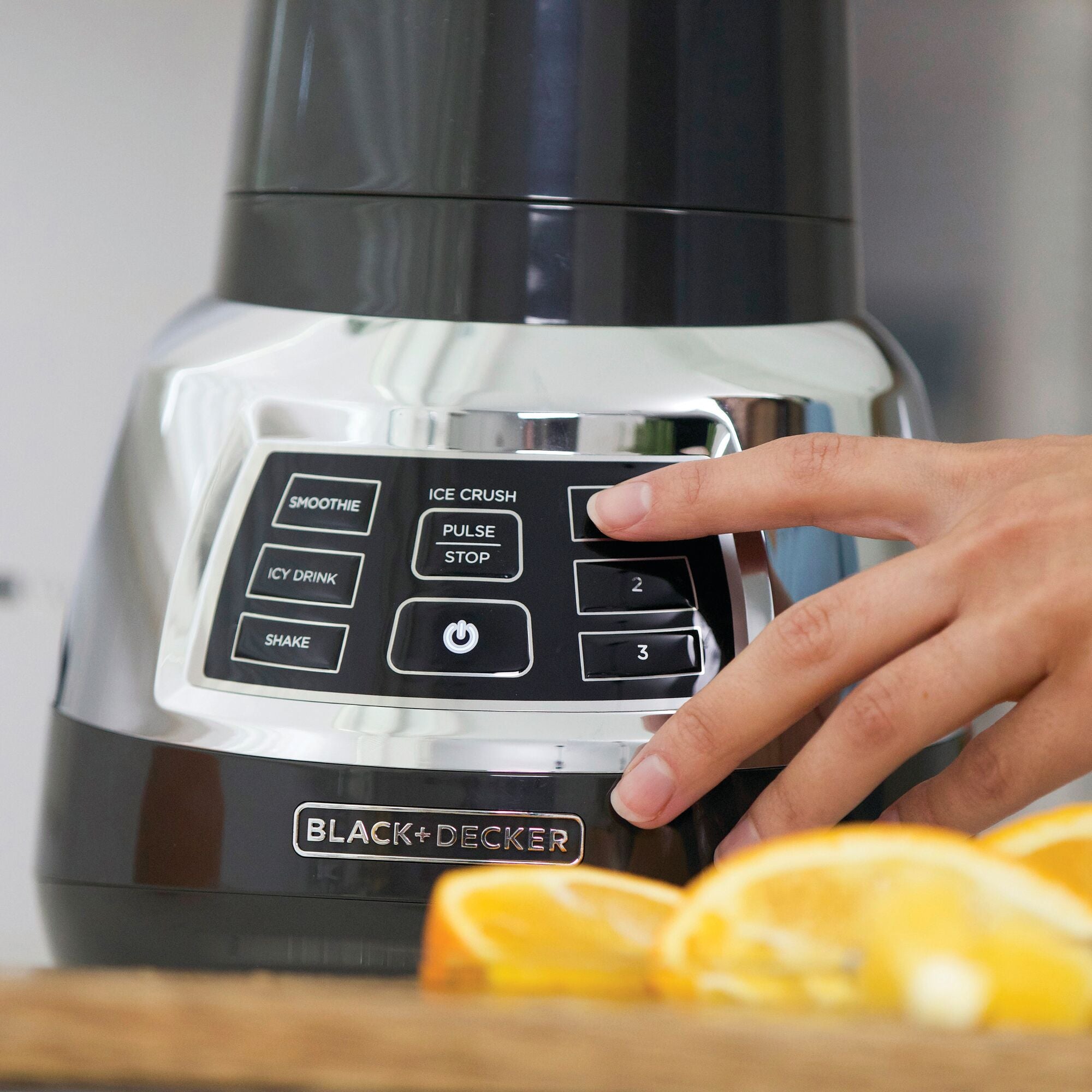 Quiet Blender With Cyclone Glass Jar