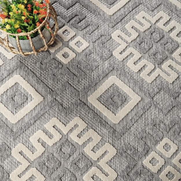 Modern Geometric Diamonds Indoor Outdoor Area Rug By Blue Nile Mills