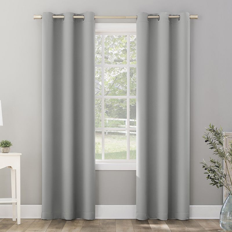 Sun Zero Blackout 1-Panel Riley Kids Curtain