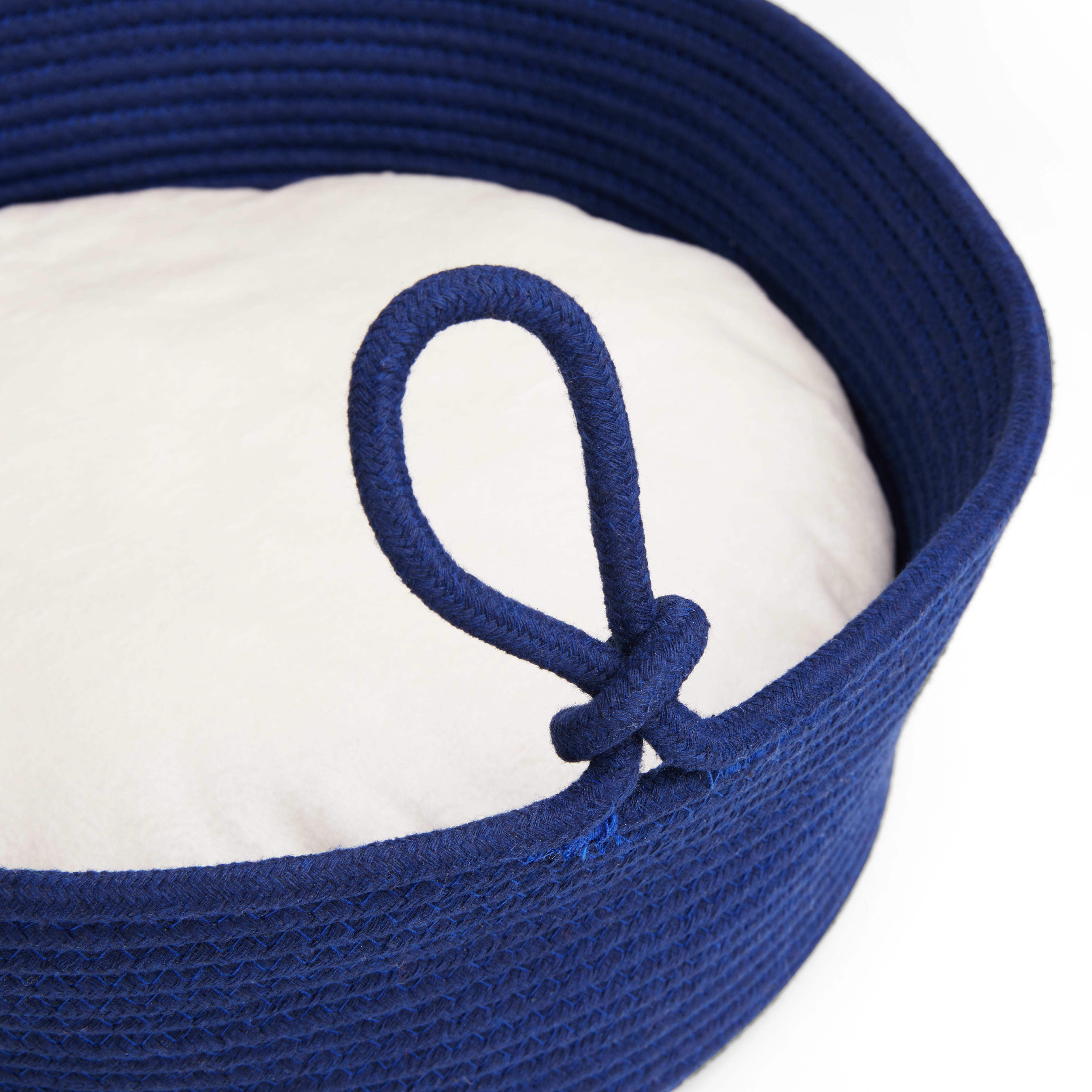 EveryYay Navy Basket Cat Bed， 16