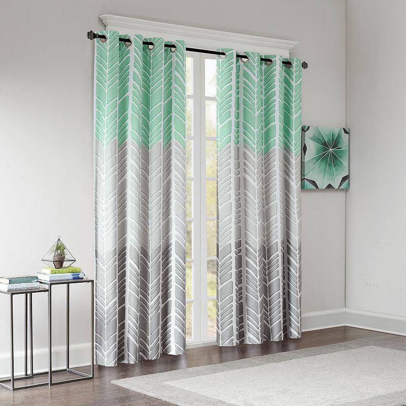 Intelligent Design 100% Blackout 1-Panel Kennedy Window Curtain