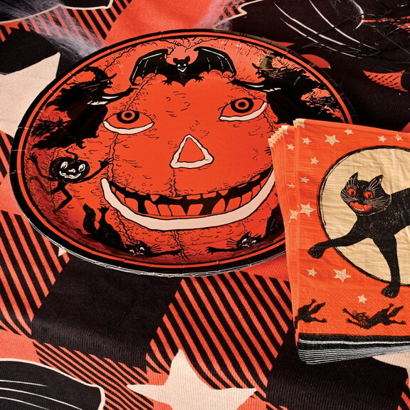 Beistle 08002 Vintage Halloween Plates  9