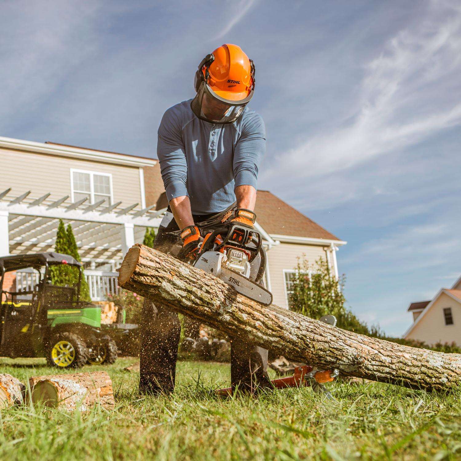 STIHL Gas Chainsaw MS 180 C-BE 16in. 31.8cc， Tool Only