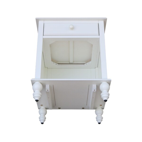 International Concepts Cottage End Table