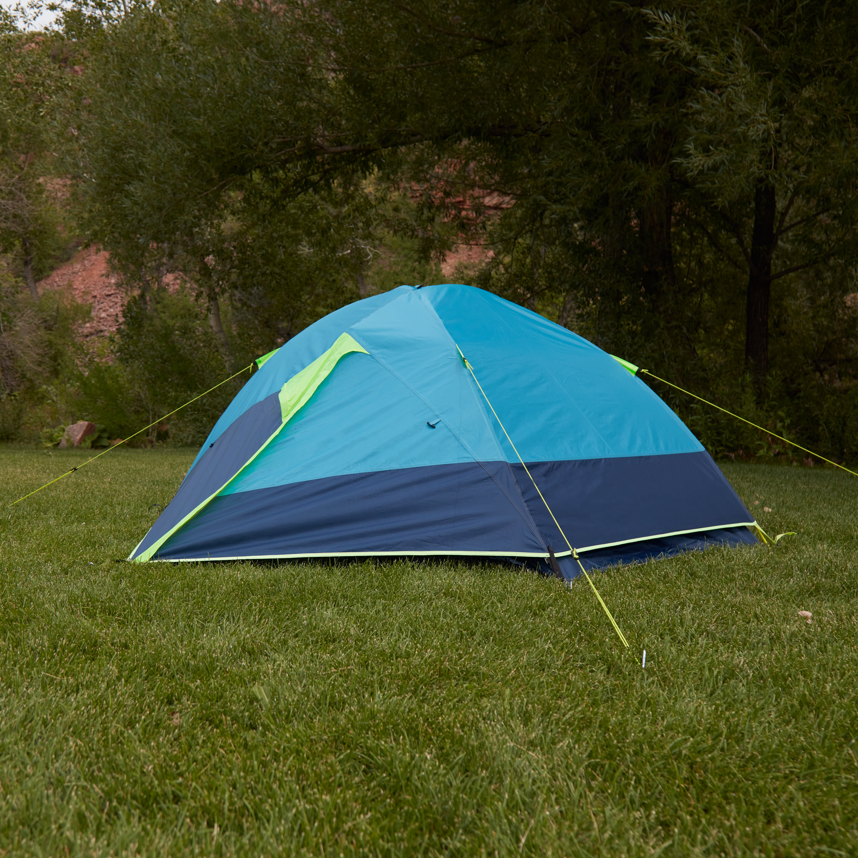 Ozark Trail 2-Person Backpacking Tent， Made with Recycled Polyester Fabric