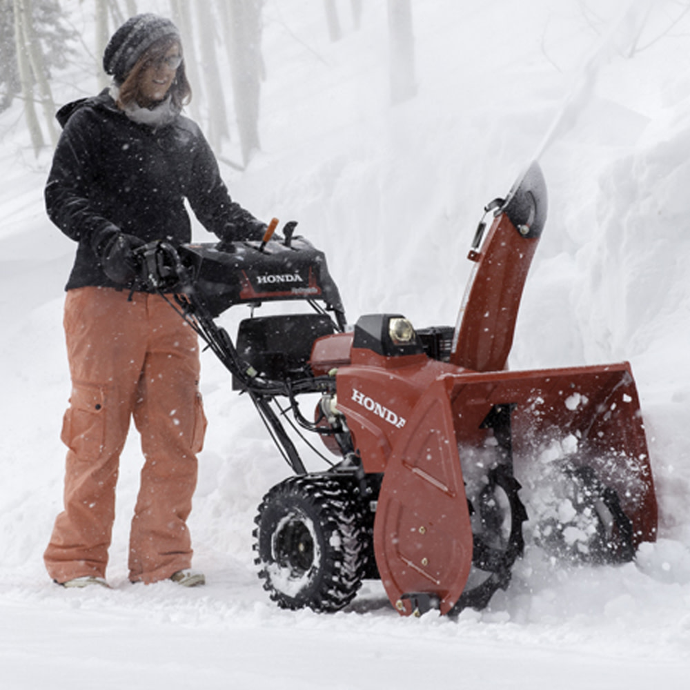 7HP 24In Two Stage Wheel Drive Snow Blower ;