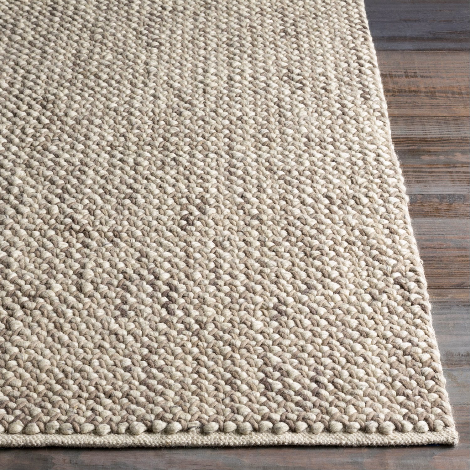 Avera rug in Taupe and Cream