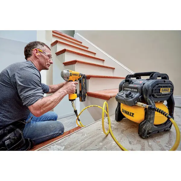 DEWALT 60V MAX 2.5 Gallon Cordless Compressor