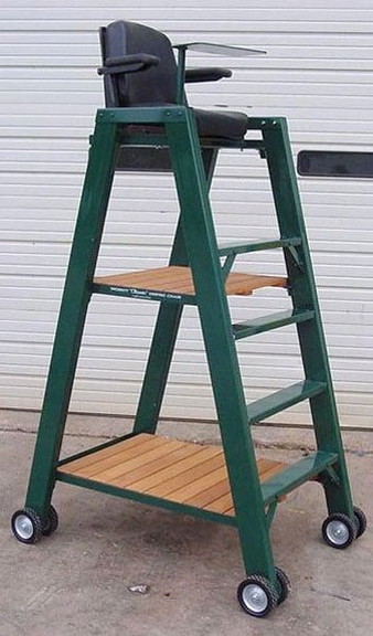 Douglas Classic Umpire Chair