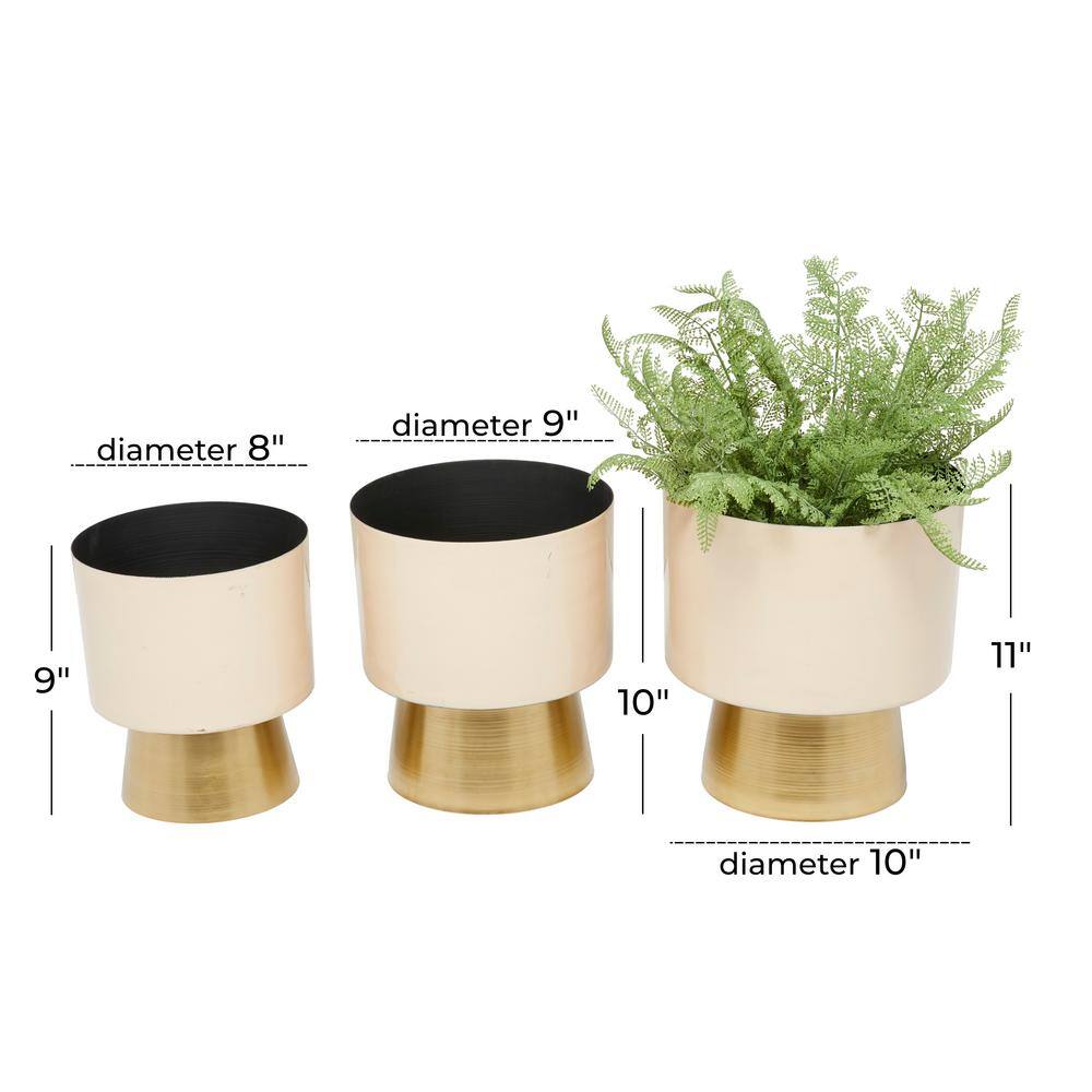 Litton Lane 11 in. 10 in. and 9 in. Medium Cream Metal Planter with Gold Base (3- Pack) 70266