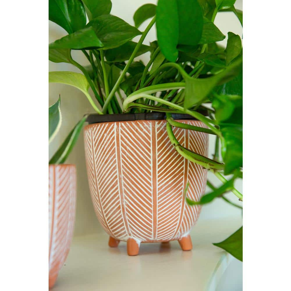 Flora Bunda 6 in. x 4 in. Terracotta Orange Chevron Ceramic Footed Pot (Set of 2) CT837E2-OR