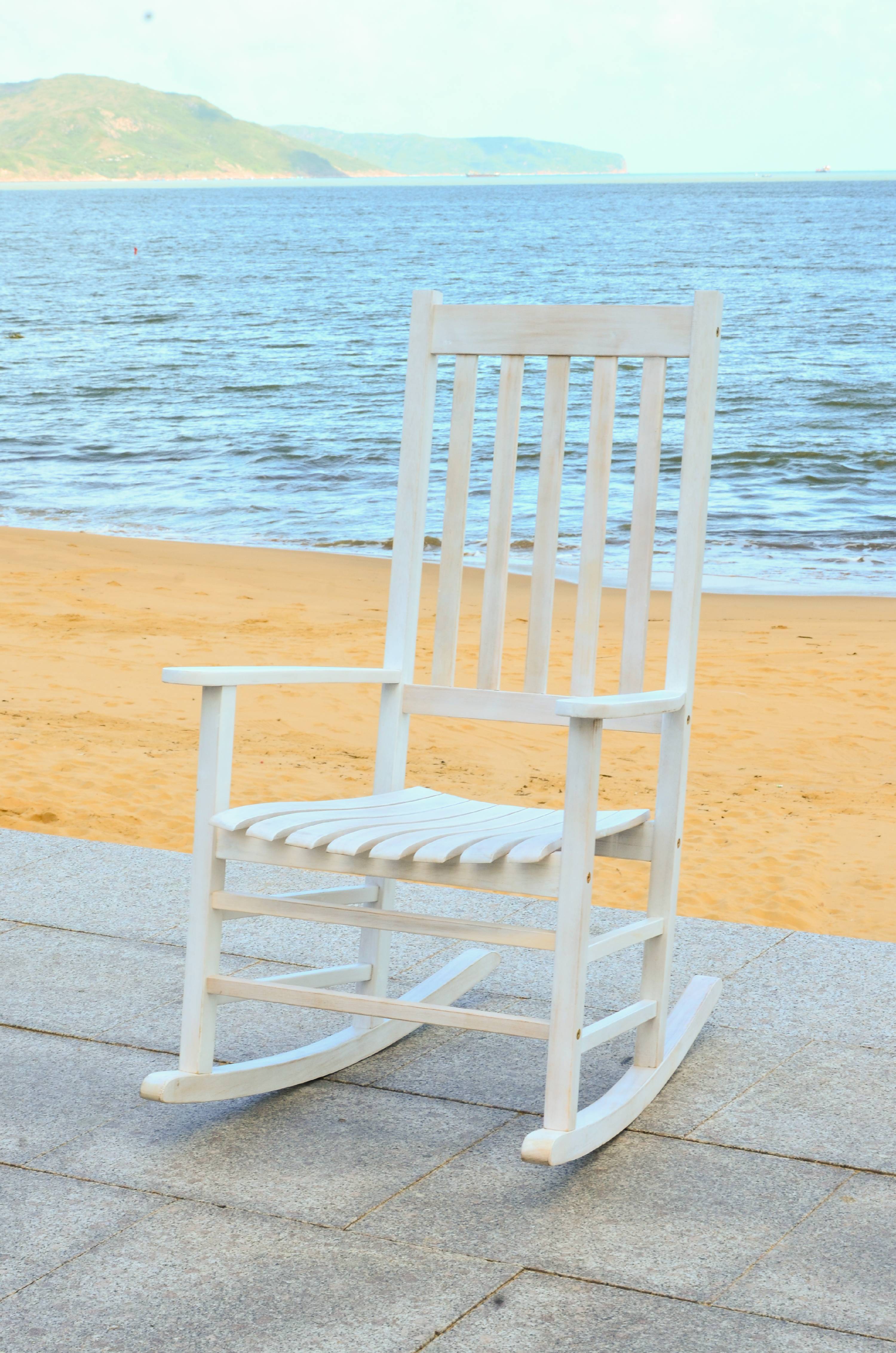 SAFAVIEH Outdoor Collection Shasta Rocking Chair White Wash