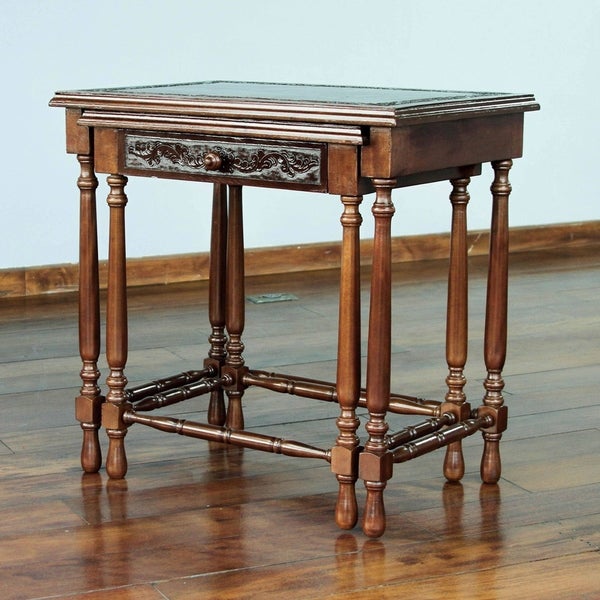 Handmade Classic Duo Set of 2 Dark Brown Hand Tooled Leather and Tornillo Wood Nesting End Tables (Peru)