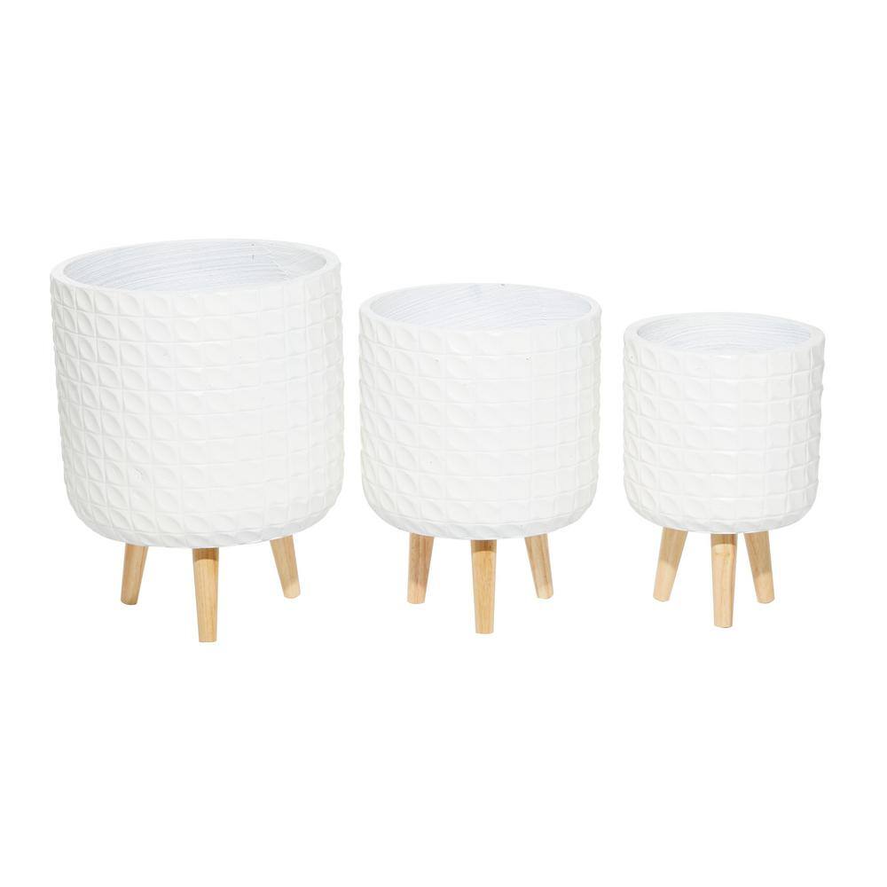 CosmoLiving by Cosmopolitan 18 in. x 14 in. White MGO Planter (Set of 3) 46520