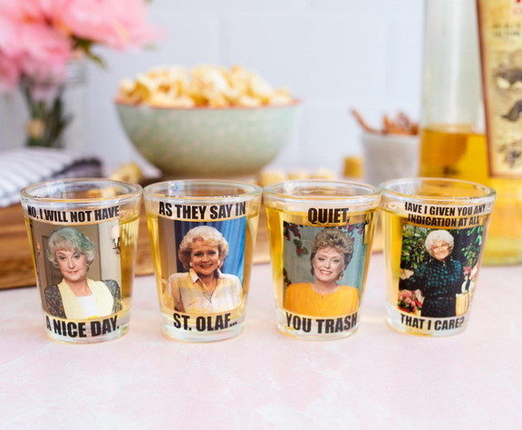 Silver Buffalo SVB GOL52464 C The Golden Girls Mem...