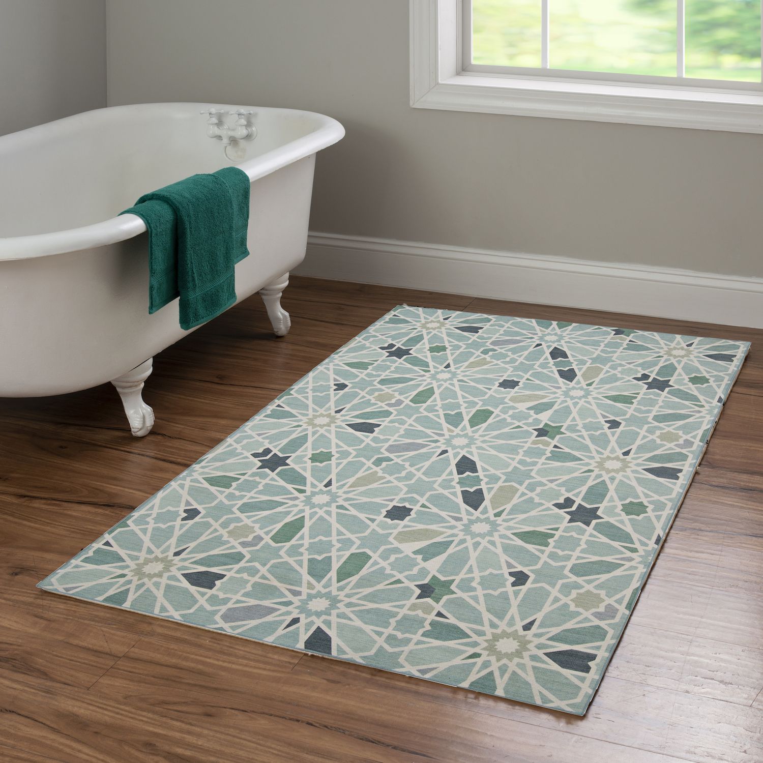 Linon Deltona Outdoor Washable Rug