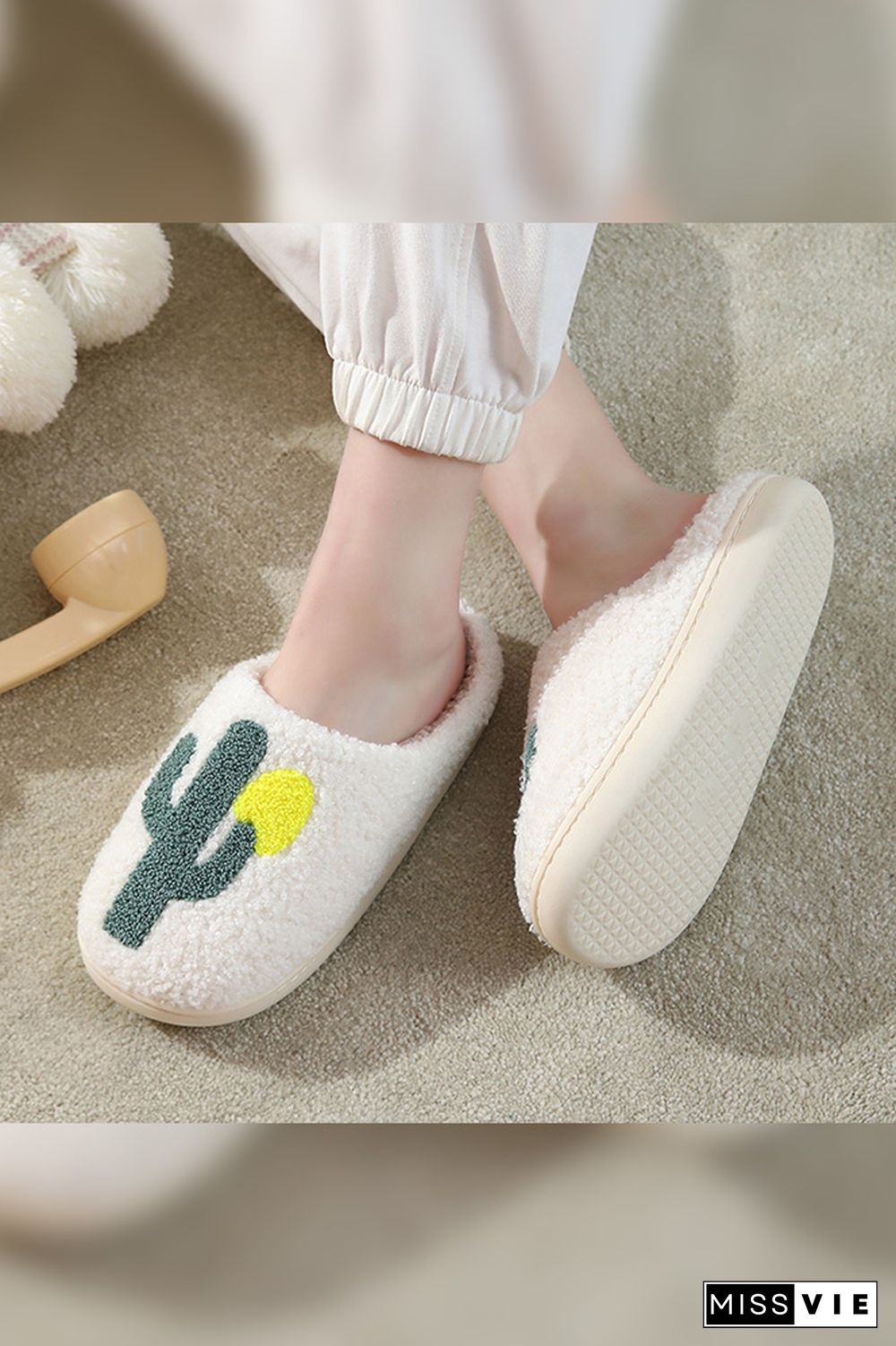 Cactus Knit Fluffy Slippers