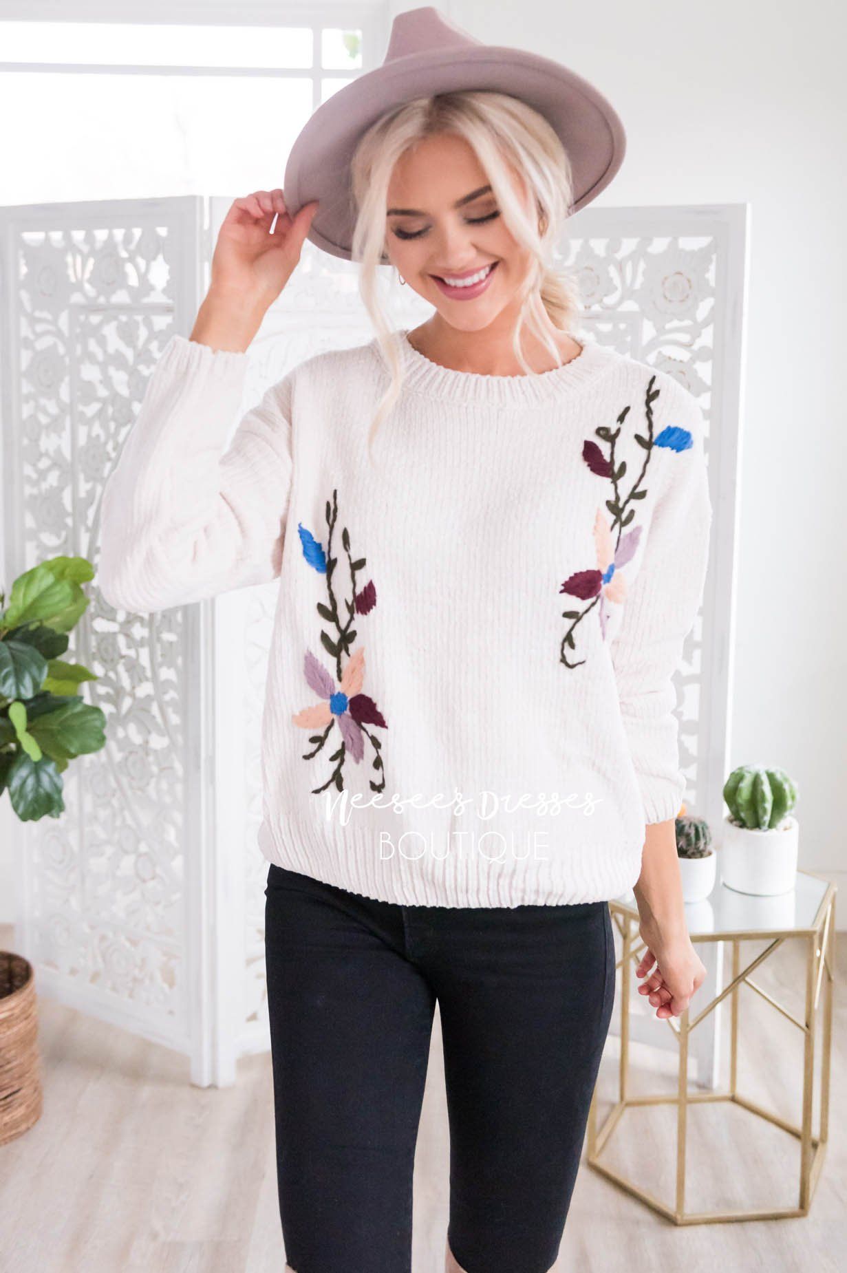 Colorful Embroidered Knit Sweater