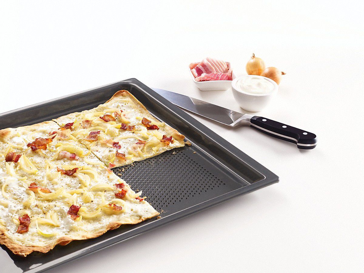 Miele HBBL 71 Perforated Gourmet Baking Tray