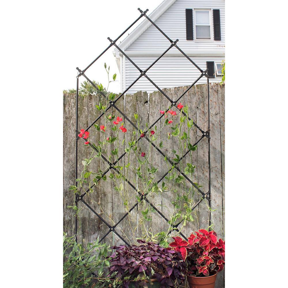 ACHLA DESIGNS Traditional Freestanding Lattice Garden Trellis 84 in. Tall FT-30