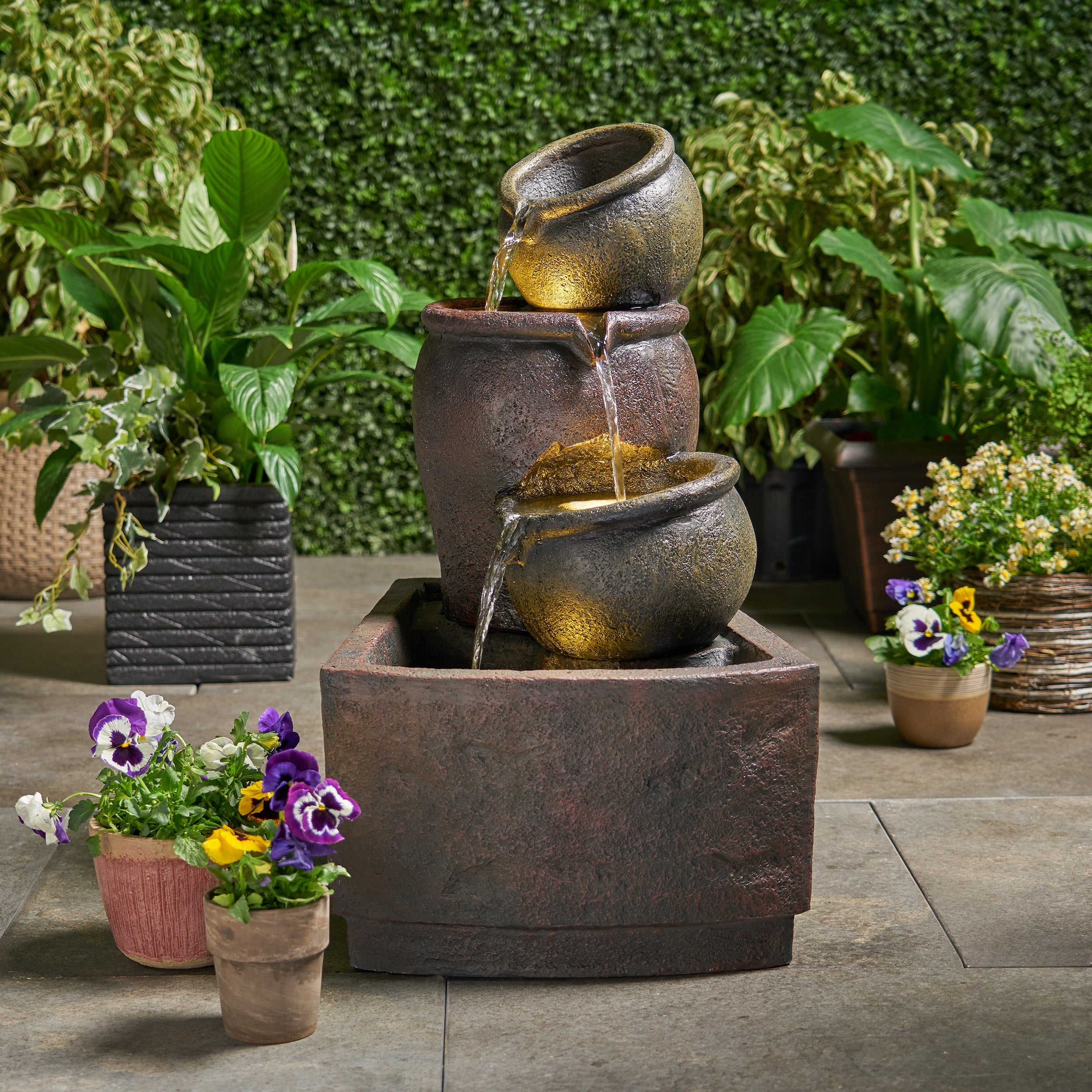 Noble House Maxwell Outdoor Resin Fountain， Rustic Multi-Brown