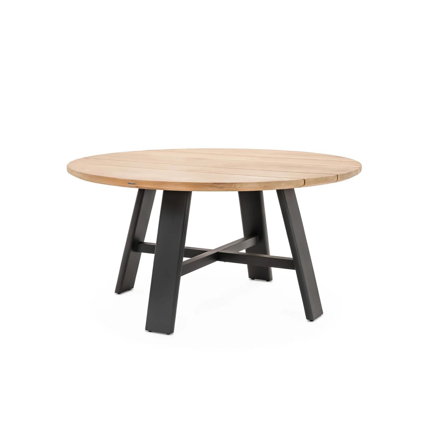 Signature Avery Island 60-Inch Round Dining Table