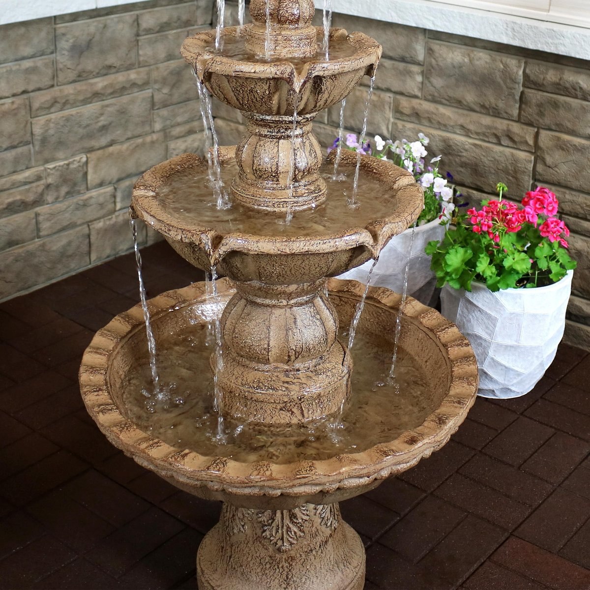 Sunnydaze Decor 4-Tier Pineapple Outdoor Water Fountain