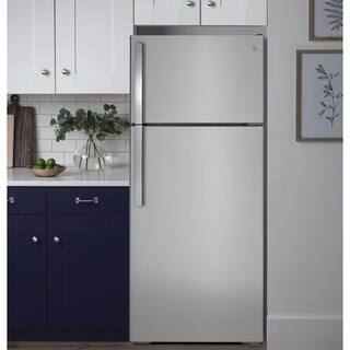 GE 17.5 cu. ft. Top Freezer Refrigerator in Stainless Steel GTS18GSNRSS