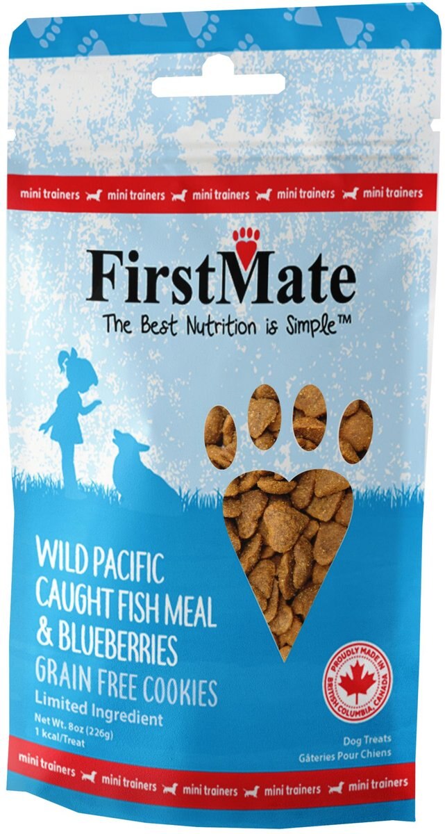 Firstmate Wild Pacific Caught Fish Meal and Blueberries Mini Trainer Grain-Free Dog Treats， 8-oz bag